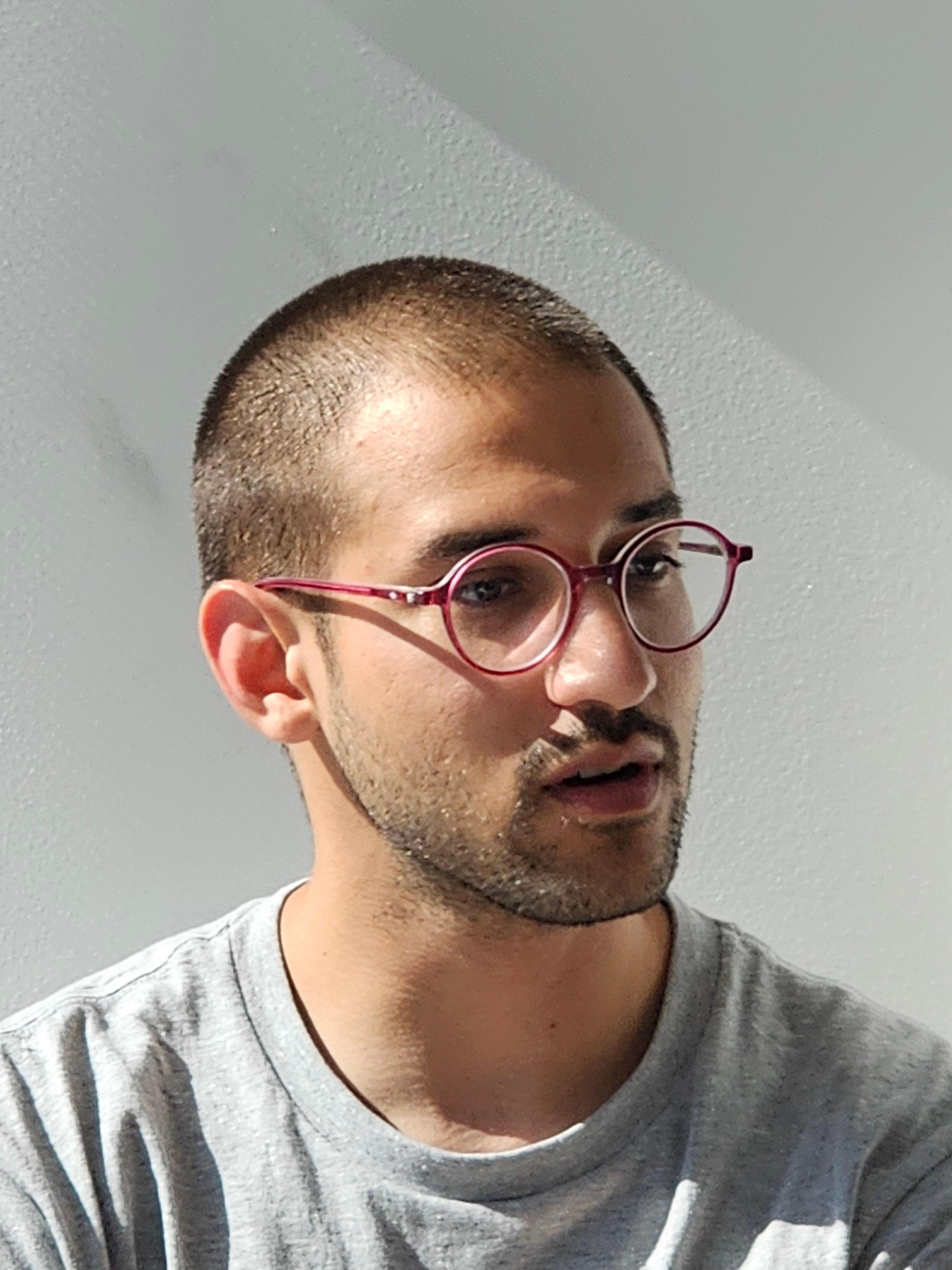 Zhivar Sourati Hassan Zadeh